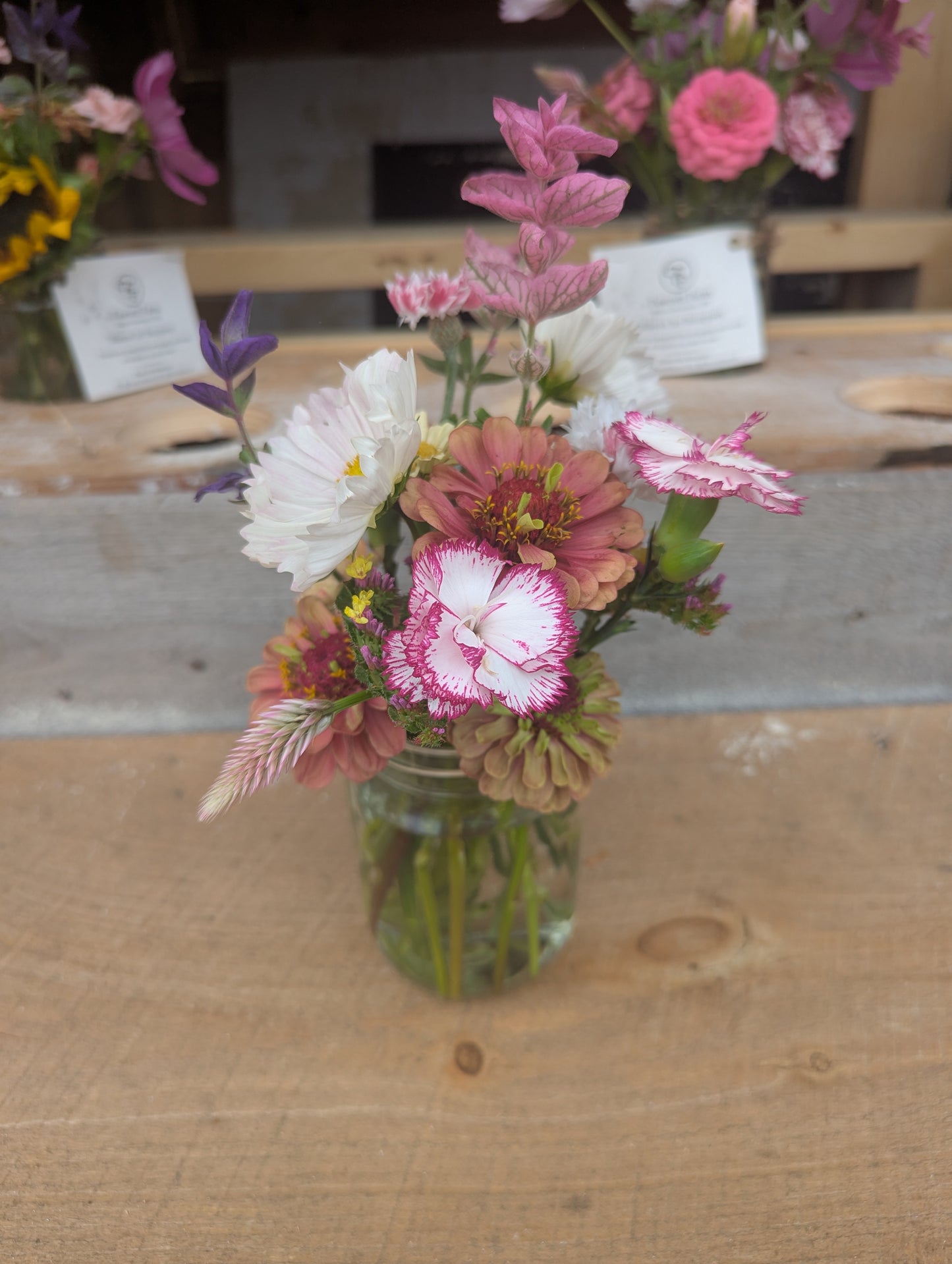 Fresh Cut Flowers & Bouqets