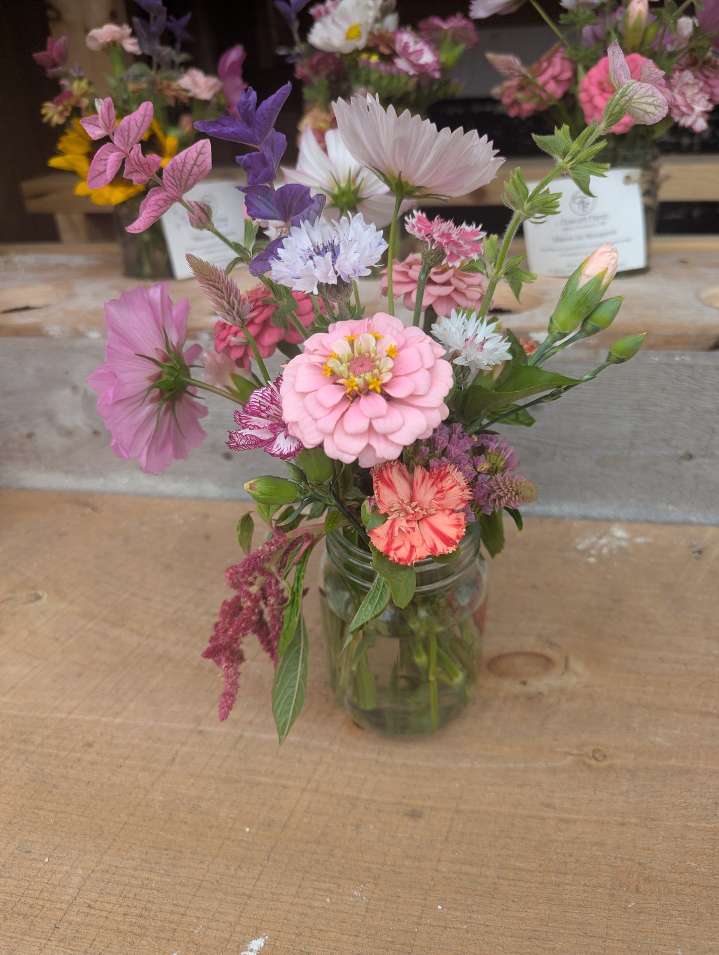 Fresh Cut Flowers & Bouqets